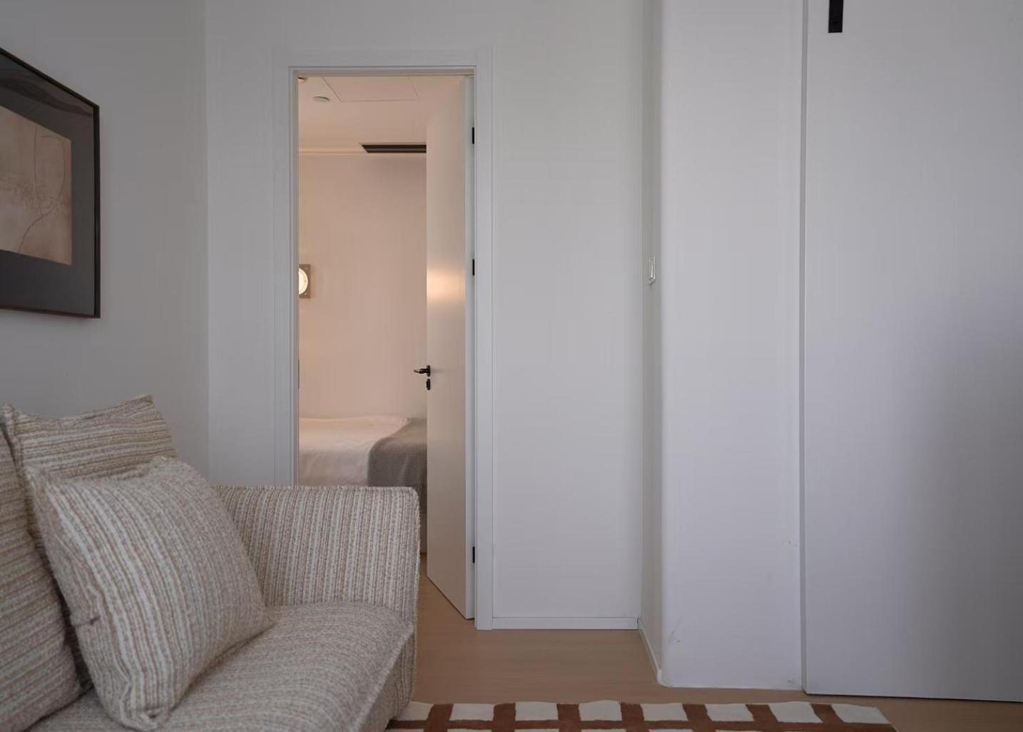 John's Apartment *