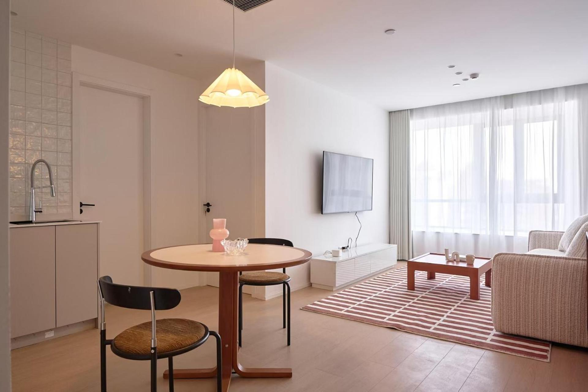 John's Apartment *